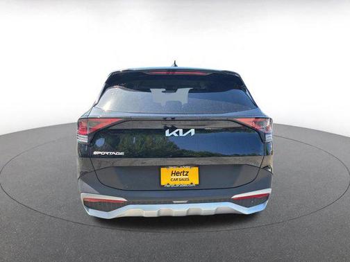 Ebony Black 2025 Kia Sportage LX