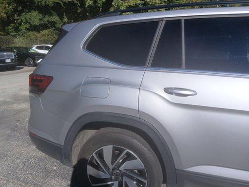 2025 Volkswagen Atlas 2.0T SE w/Technology 4MOTION