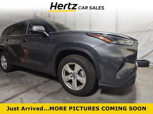 2025 Toyota Highlander LE