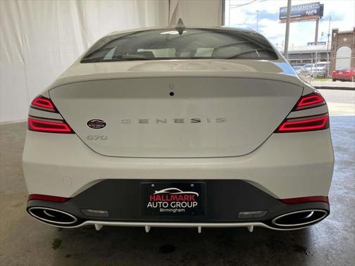 2024 Genesis G70 2.5T RWD