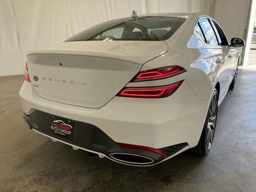 2024 Genesis G70 2.5T RWD