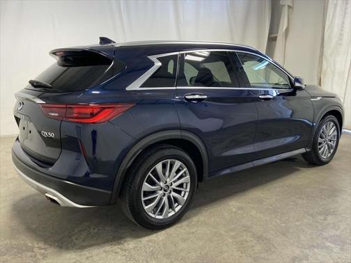 2024 INFINITI QX50 LUXE