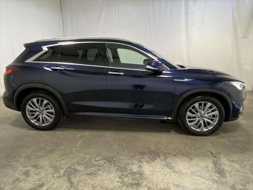 2024 INFINITI QX50 LUXE