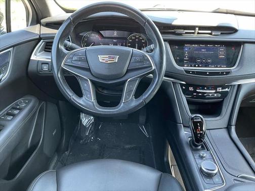 2021 Cadillac XT5 Luxury