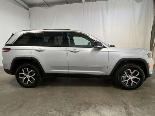 2024 Jeep Grand Cherokee Limited X