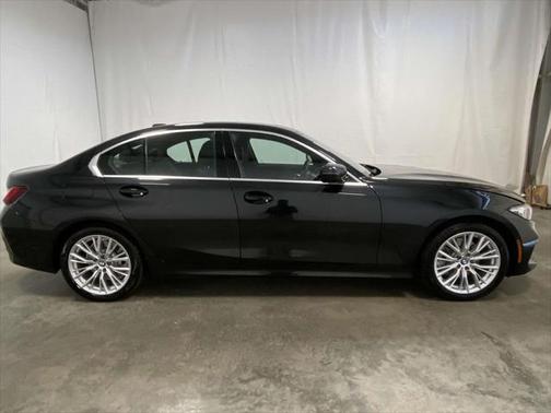 2024 BMW 330 i
