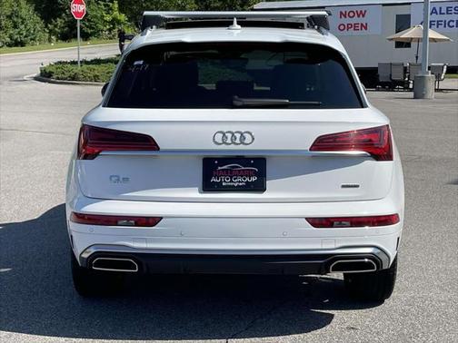 2023 Audi Q5 45 S line Premium Plus