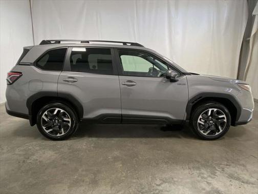 2025 Subaru Forester Hybrid Premium
