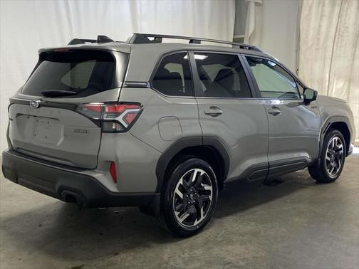 2025 Subaru Forester Hybrid Premium