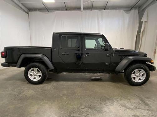 2023 Jeep Gladiator Sport S