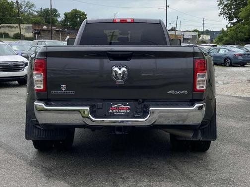 2024 RAM 3500 Big Horn Crew Cab 4x4 8' Box