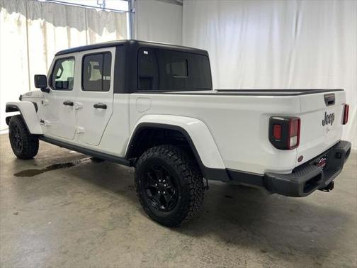 2021 Jeep Gladiator Willys 4x4