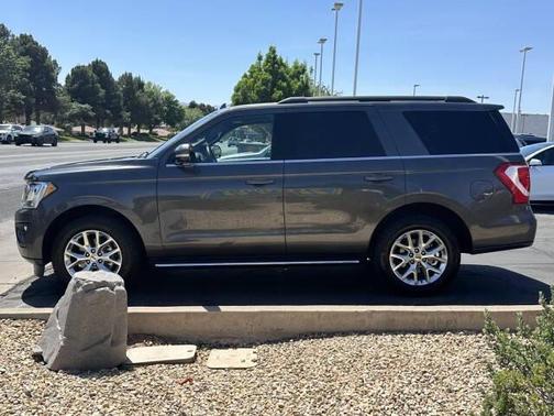 Magnetic Metallic 2020 Ford Expedition XLT