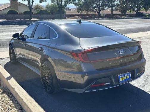 2020 Hyundai SONATA SE