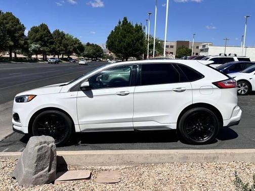 Star White Metallic Tri-Coat 2020 Ford Edge ST