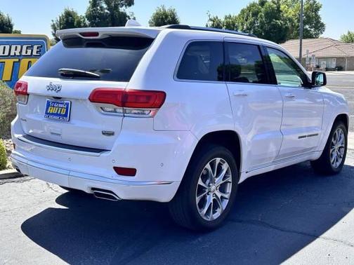 2021 Jeep Grand Cherokee Summit
