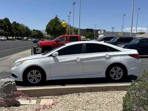 2014 Hyundai SONATA GLS