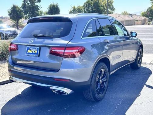 2018 Mercedes-Benz GLC 300 Base