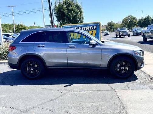 2018 Mercedes-Benz GLC 300 Base