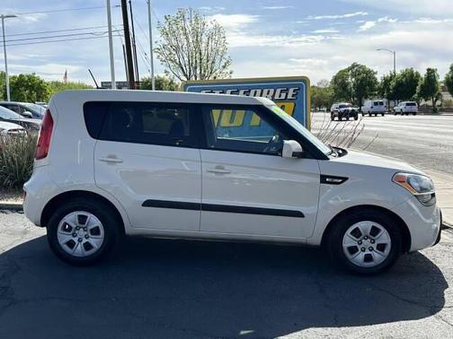 2012 Kia Soul Base