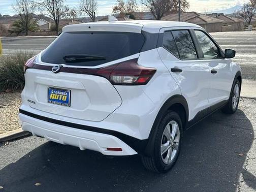 2021 Nissan Kicks S