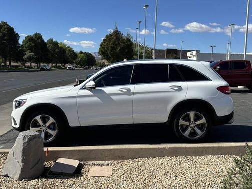 2017 Mercedes-Benz GLC 300 Base