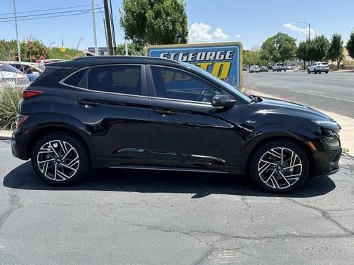 2022 Hyundai KONA N Line