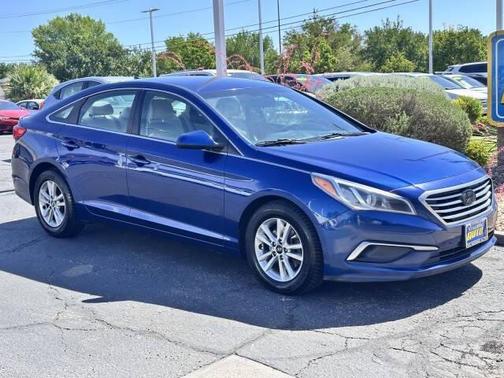 2016 Hyundai SONATA SE