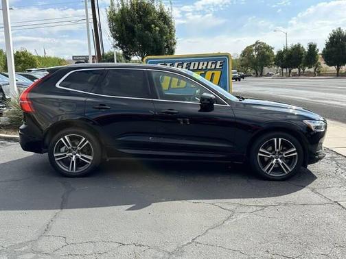2019 Volvo XC60 T5 Momentum