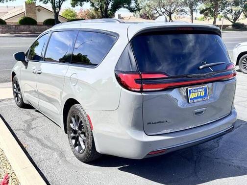 Ceramic Gray Clearcoat 2021 Chrysler Pacifica Touring L