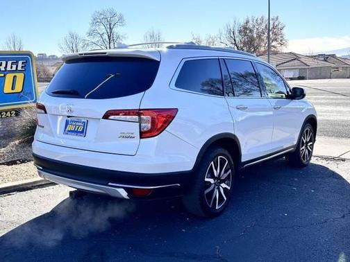 2022 Honda Pilot AWD Elite