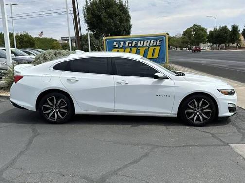 2020 Chevrolet Malibu FWD RS