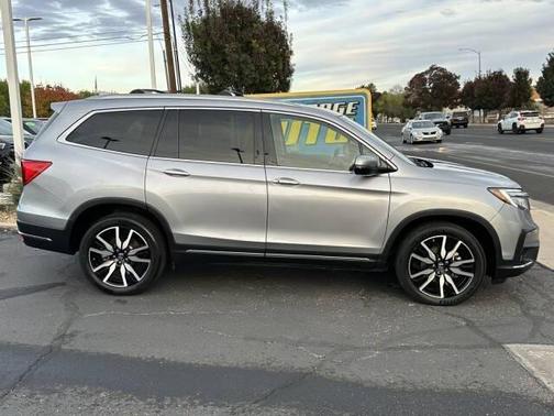 2019 Honda Pilot Touring 8-Passenger