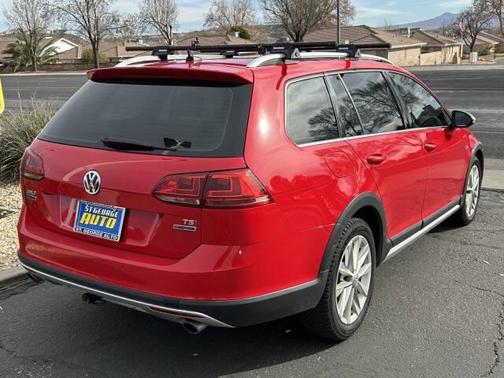 2017 Volkswagen Golf Alltrack TSI SE