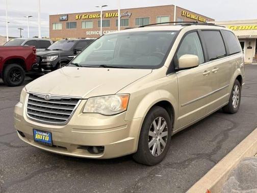 2010 Chrysler Town & Country Touring