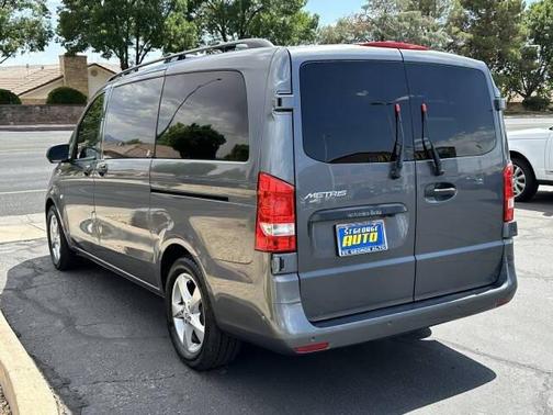 2016 Mercedes-Benz Metris Base