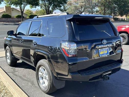 2022 Toyota 4Runner SR5