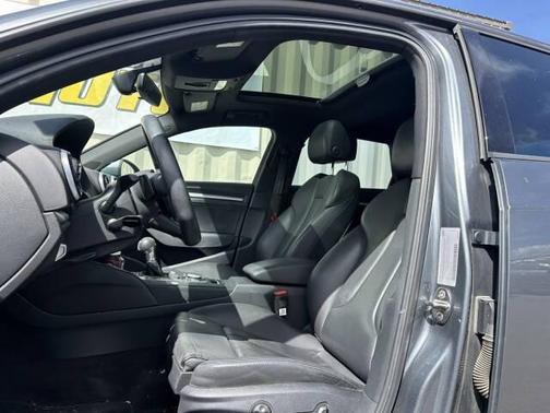 Nano Gray Metal 2017 Audi A3 e-tron 1.4T Premium