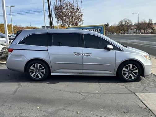 2016 Honda Odyssey Touring Elite