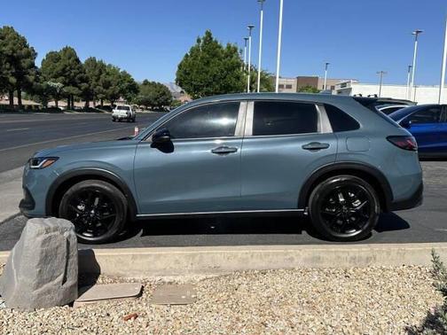 Urban Gray Pearl 2025 Honda HR-V 2WD Sport