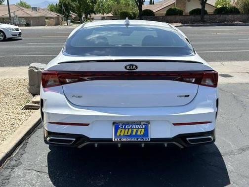 2021 Kia K5 GT-Line