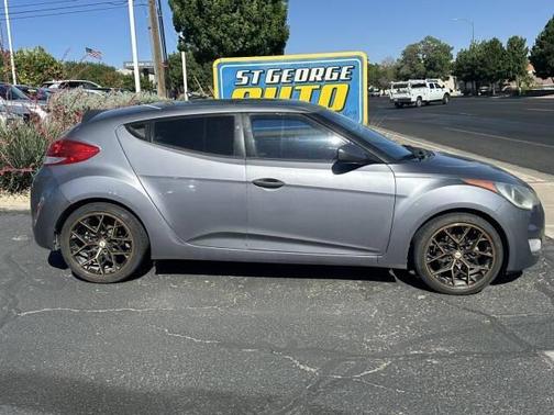 Triathlon Grey 2016 Hyundai Veloster Base