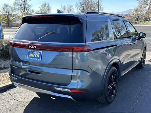 2024 Kia Carnival SX