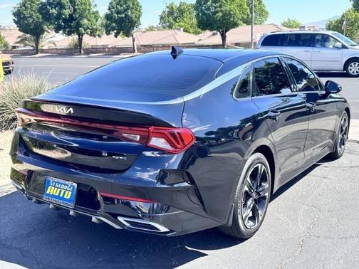 Ebony Black 2022 Kia K5 GT-Line