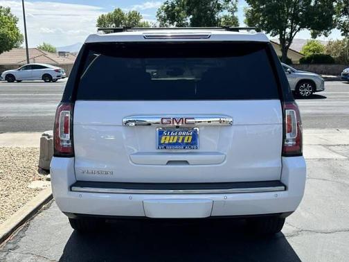 Summit White 2019 GMC Yukon Denali