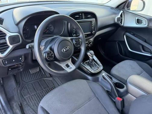Gravity Grey 2020 Kia Soul LX