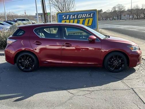 2013 Lexus CT 200h Base 4dr Hatchback