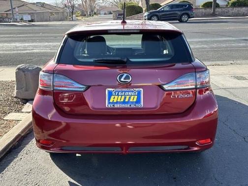 2013 Lexus CT 200h Base 4dr Hatchback