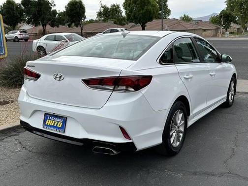 2018 Hyundai SONATA SE