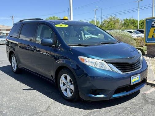 2012 Toyota Sienna LE